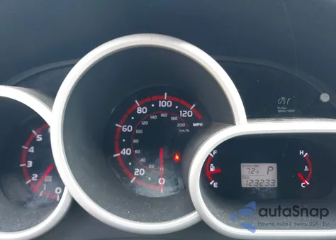 2009 Pontiac Vibe z USA, uszkodzony, nr VIN 5Y2SP67889Z433402